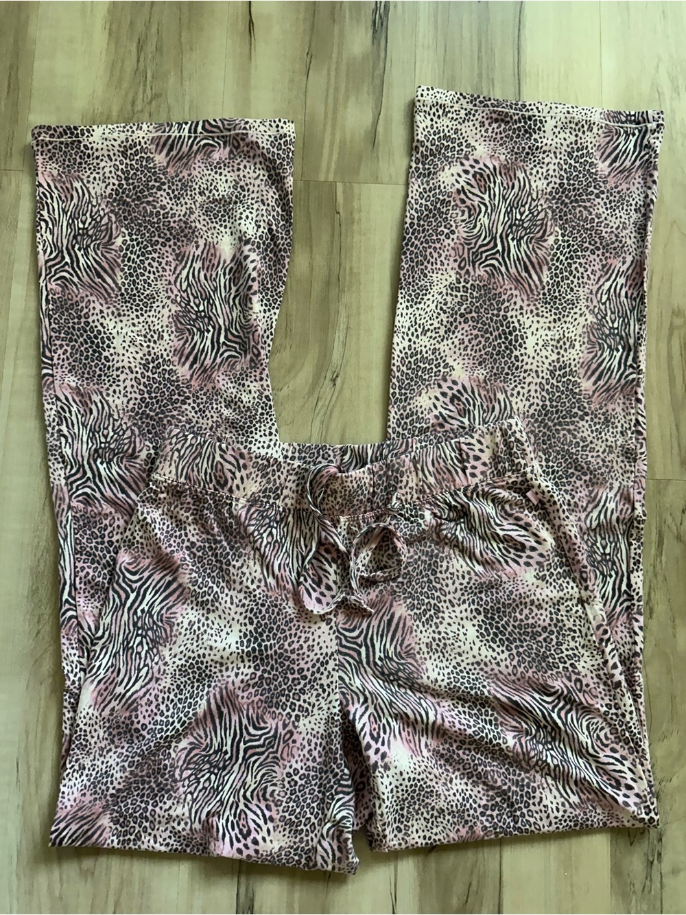 SKIMS Pink Mixed Animal Print Pajama Bottoms - NWOT